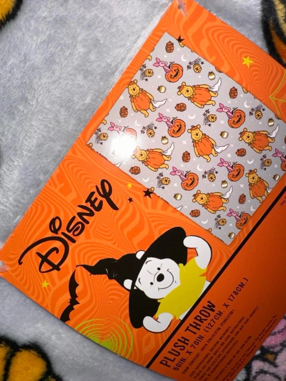 Disney Winnie the Pooh Halloween Plush Throw Blanket - Gray & Orange
